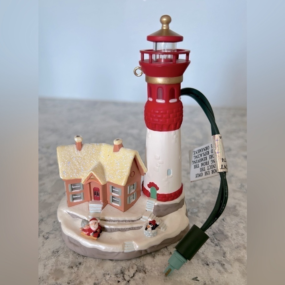 Hallmark Keepsake Lighthouse Greetings Flashing Ornament 2000